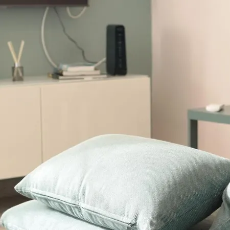 Olilou - Silhueta Citadina