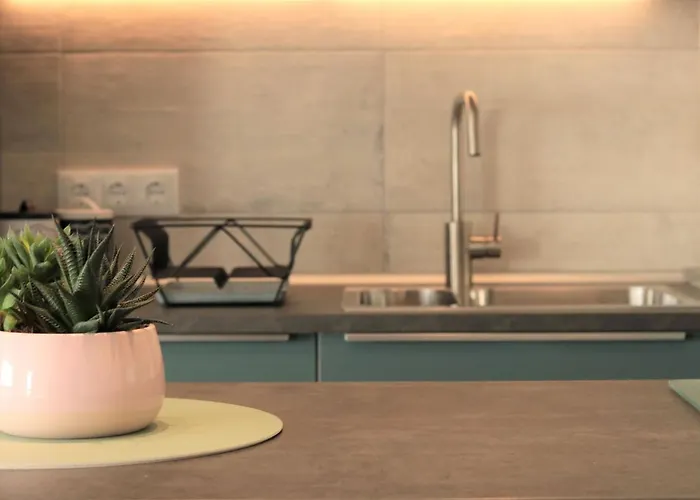 Olilou - Silhueta Citadina